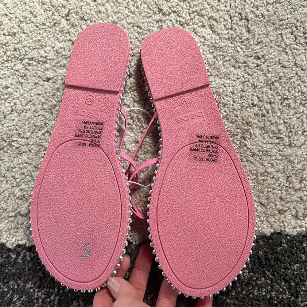 NWOT Bebe Rhinestone Chora Thong Sandals - Picture 3 of 3